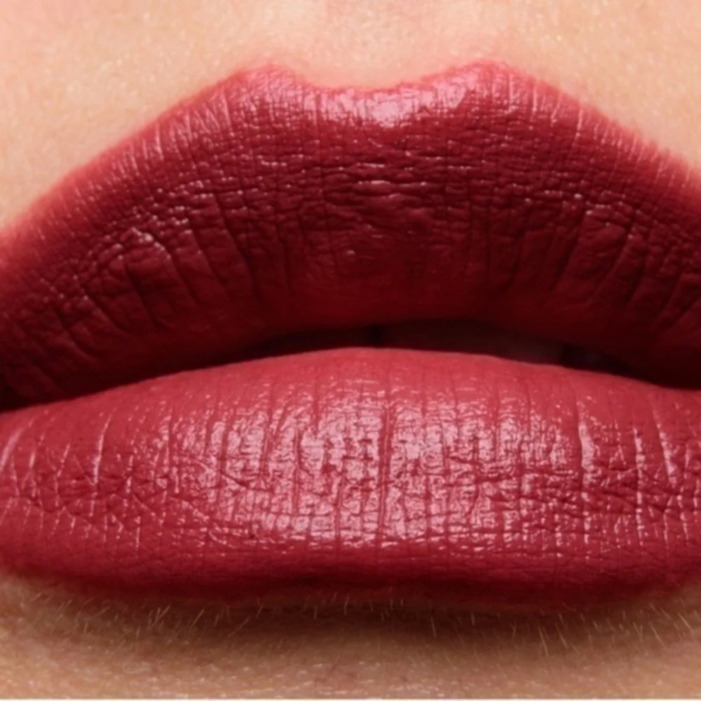 Clinique Even Better Pop Lip Colour Foundation Lipstick- Embrace Me